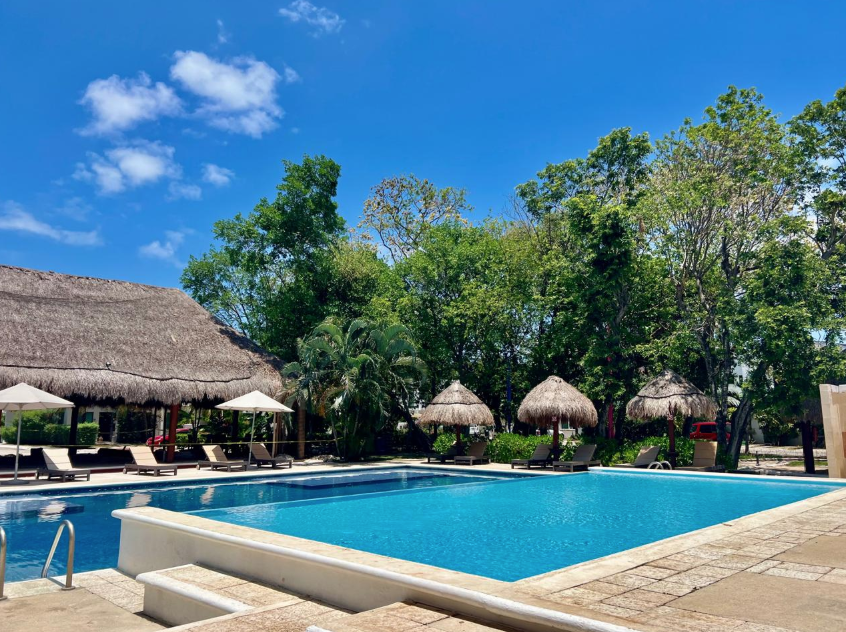 Casa en venta, en Playa del Carmen, Quintana Roo, 4 recámaras, 2 baños — Casa en Venta en Privanza del Mar, Playa del Carmen | 4 Recámaras (foto 2)