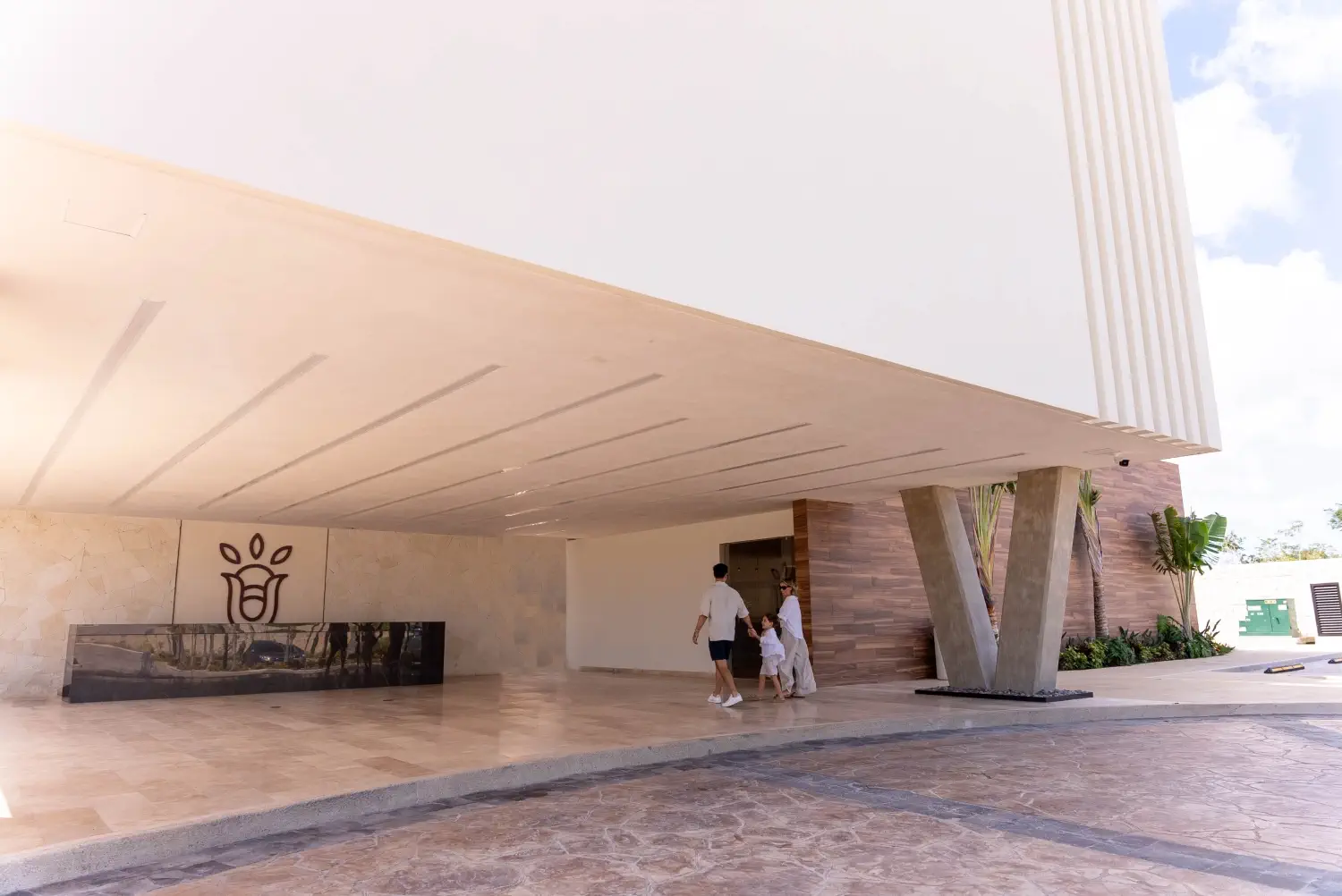 Terreno en venta, en Cancún, Quintana Roo — Terreno en Venta en Lausana Residencial Cancún | 160 m² (foto 4)