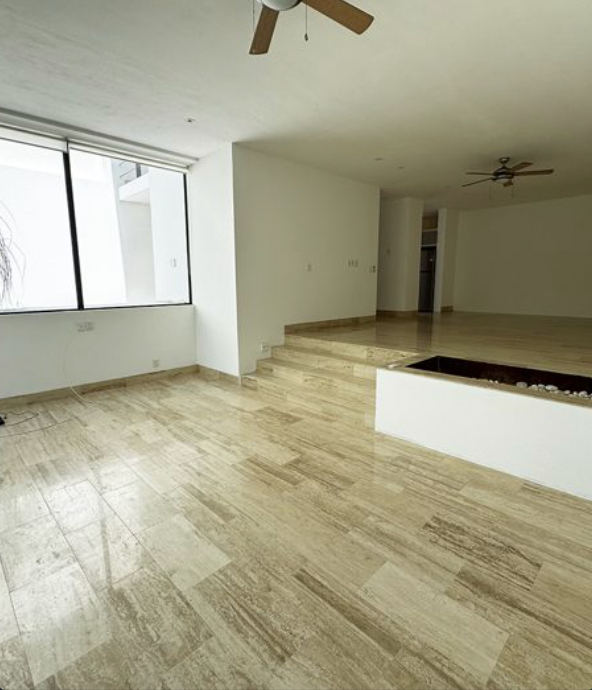 Casa en venta, en Cancún, Quintana Roo, 3 recámaras, 3 baños — Casa en Venta en Laguna 1 Puerto Cancún | 3 Recámaras y Vista al Parque (foto 3)