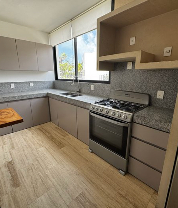 Casa en venta, en Cancún, Quintana Roo, 3 recámaras, 3 baños — Casa en Venta en Laguna 1 Puerto Cancún | 3 Recámaras y Vista al Parque (foto 4)