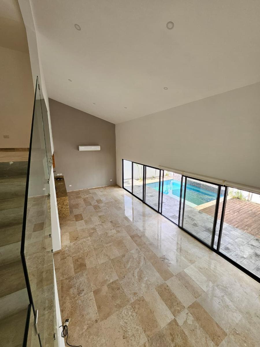 Casa en venta, en Cancún, Quintana Roo, 3 recámaras, 4 baños — Casa en Venta en Lagos del Sol Cancún – Precio de Oportunidad (foto 3)