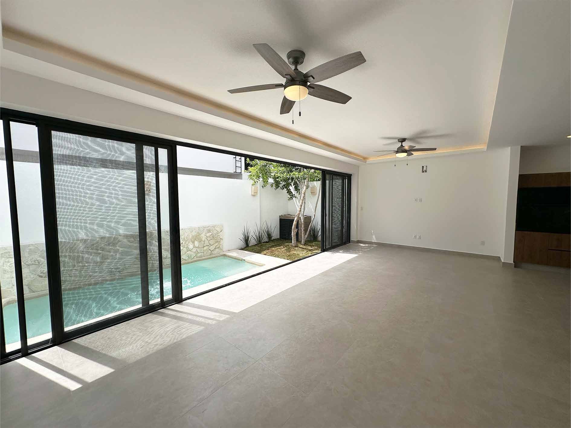 Casa en venta, en Cancún, Quintana Roo, 4 recámaras, 4 baños — Casa en venta en Río Residencial Cancún con alberca (foto 4)