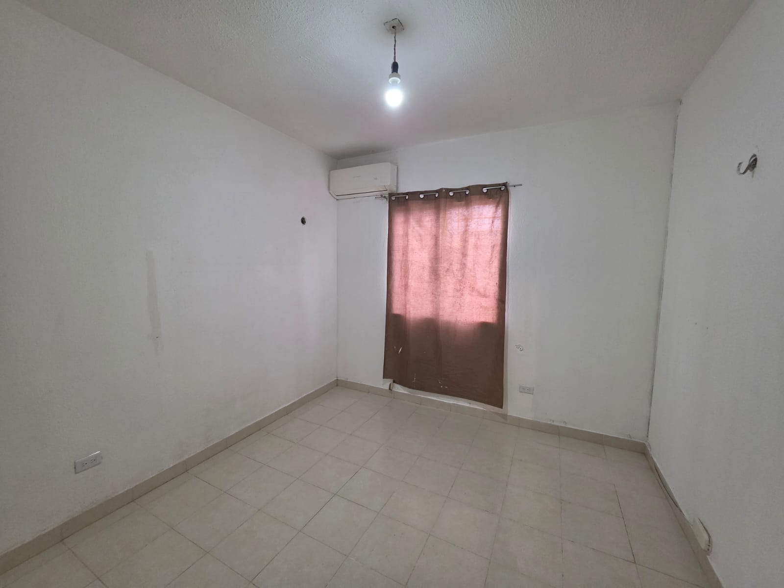 Casa en venta, en Playa Paraiso, Quintana Roo, 2 recámaras, 1 baños — Casa en Venta de 2 Recámaras en Urbi Villa del Rey, Playa Paraíso (foto 4)