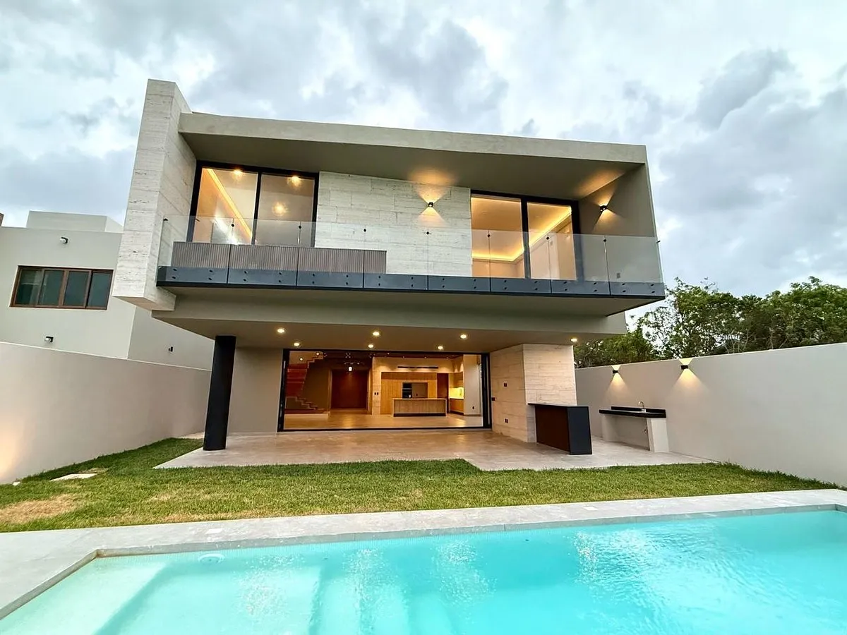Casa en venta, en Cancún, Quintana Roo, 4 recámaras, 4 baños — Casa Frente al Lago en Venta en Lagos del Sol Cancún (foto 4)