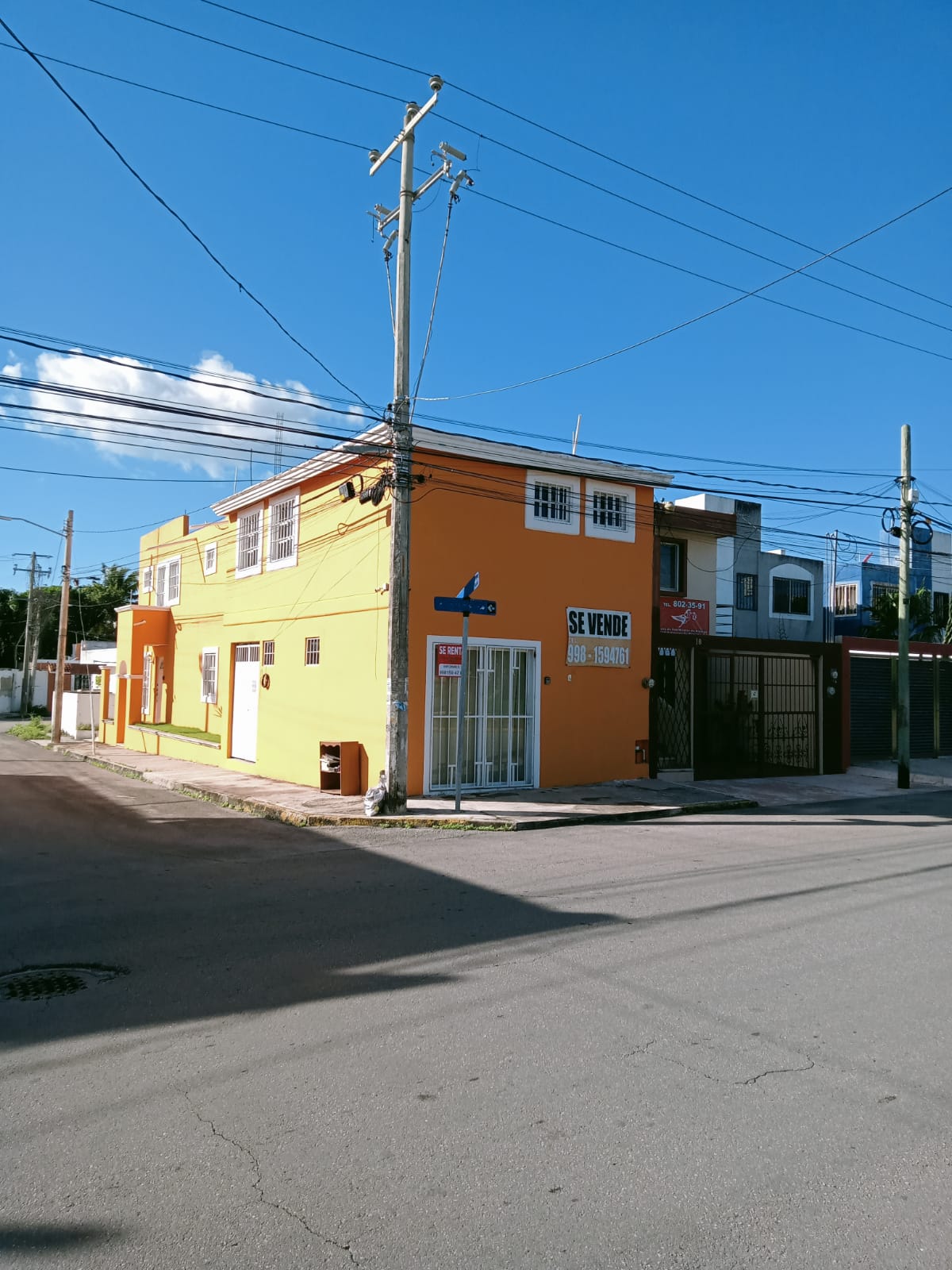 Casa en venta, en Cancún, Quintana Roo, 3 recámaras — Casa en Venta Supermanzana 507 Cancún (foto 2)