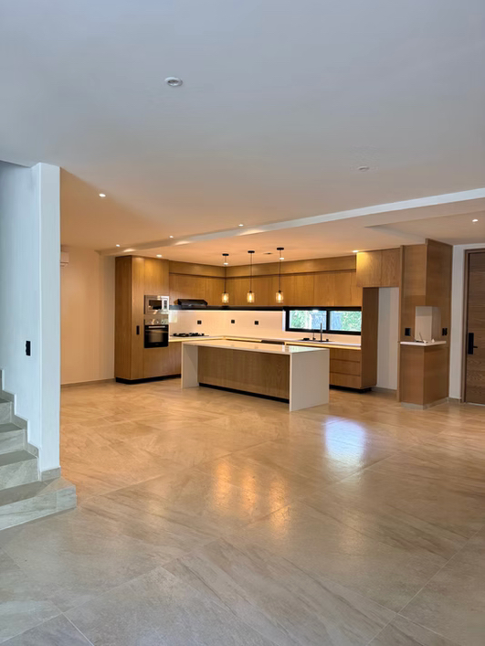 Casa en venta, en Cancún, Quintana Roo — Casa de Lujo en Venta en Losantos Cancún (foto 2)