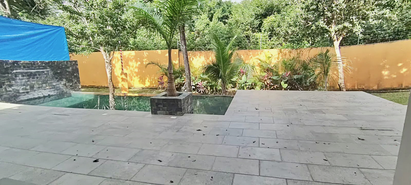 Casa en venta, en Cancún, Quintana Roo, 4 recámaras — Casa de Lujo en Lagos del Sol con Alberca Infinity (foto 3)
