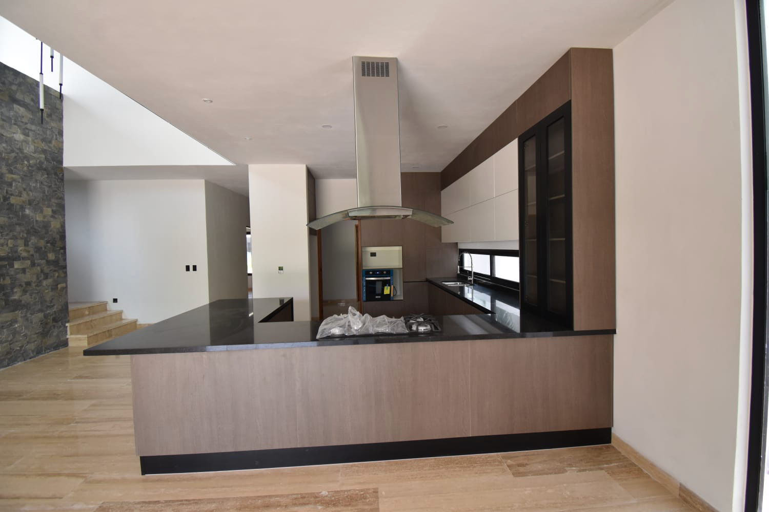 Casa en venta, en Cancún, Quintana Roo, 4 recámaras — Casa Nueva en Venta en Lagos del Sol, Cancún | 4 Recámaras, Alberca y Entrega In (foto 2)