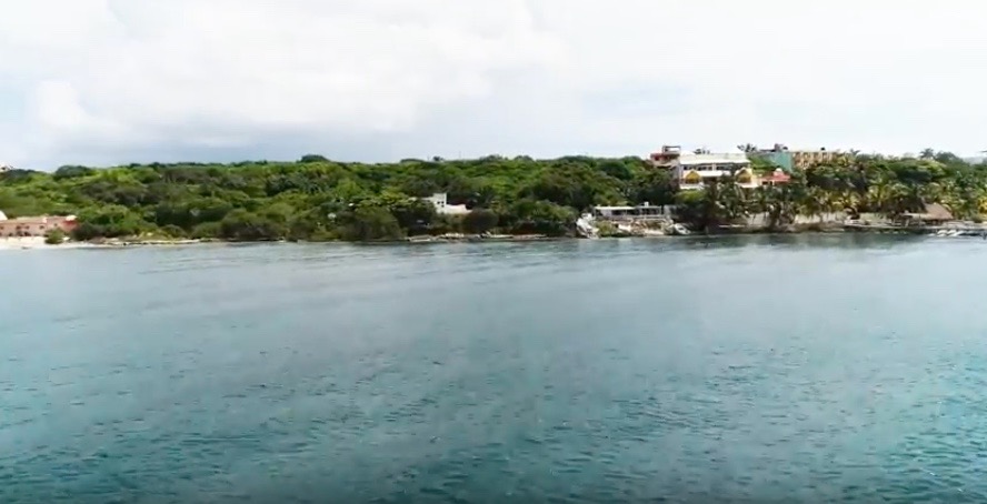 Terreno en venta, en Cancún, Quintana Roo — Terrenos hoteleros en Isla Mujeres (foto 4)