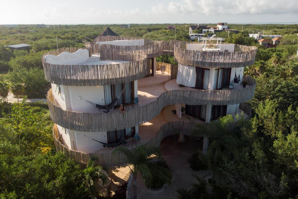 Comercial en venta, en Isla Holbox, Quintana Roo — Hotel Boutique en Venta en Punta Cocos Holbox