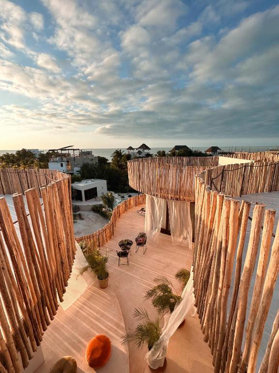 Comercial en venta, en Isla Holbox, Quintana Roo — Hotel Boutique en Venta en Punta Cocos Holbox (foto 2)