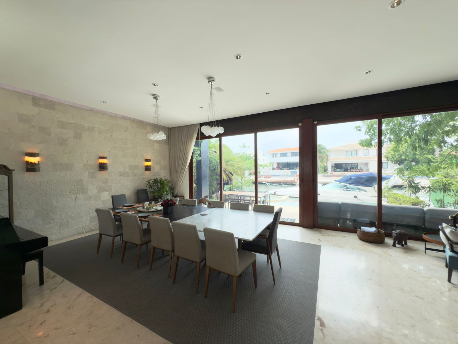 Casa en venta, en Cancún, Quintana Roo, 4 recámaras — Casa Puerto Cancún Canal (foto 4)