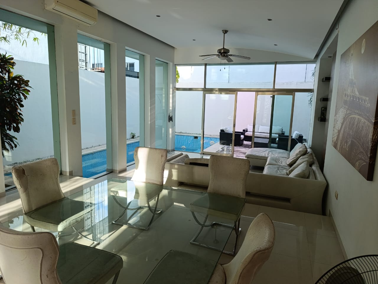 Departamento en venta, en Cancun, Quintana Roo, 3 recámaras, 2 baños — Casa en Venta para REMODELAR SM 17  Cancun (foto 4)