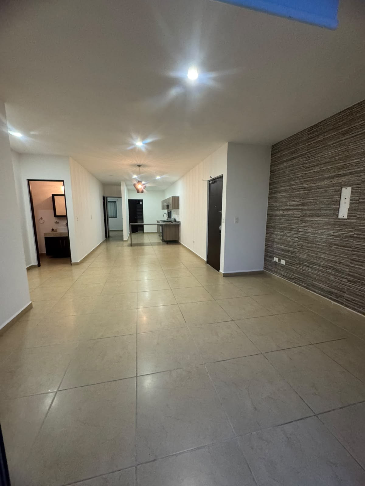 Departamento en Renta en Astoria, Cancún  18
