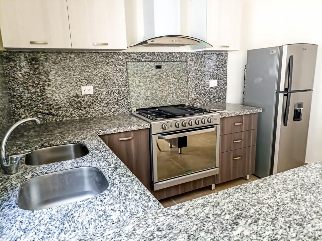 Casa en Renta en L, Solidaridad 7