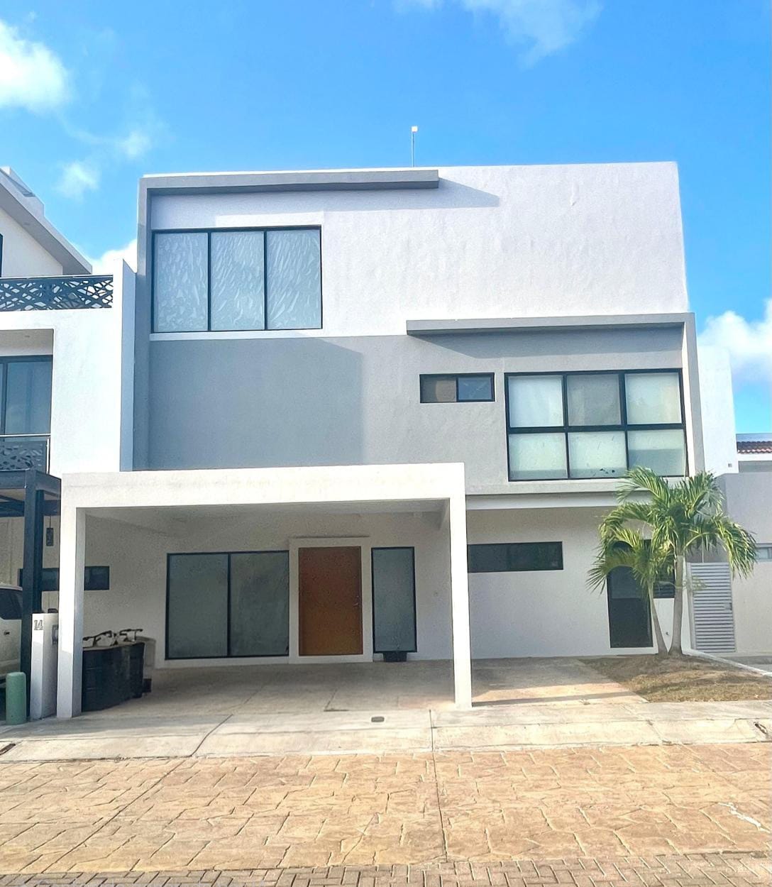 Casa en venta, en Cancun, Quintana Roo, 4 recámaras, 3 baños — Casa en Venta en A, Cancun