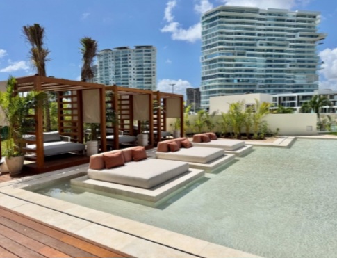 Departamento en Venta SLS Novo bahia beach  en Puerto cancun, Cancún 5