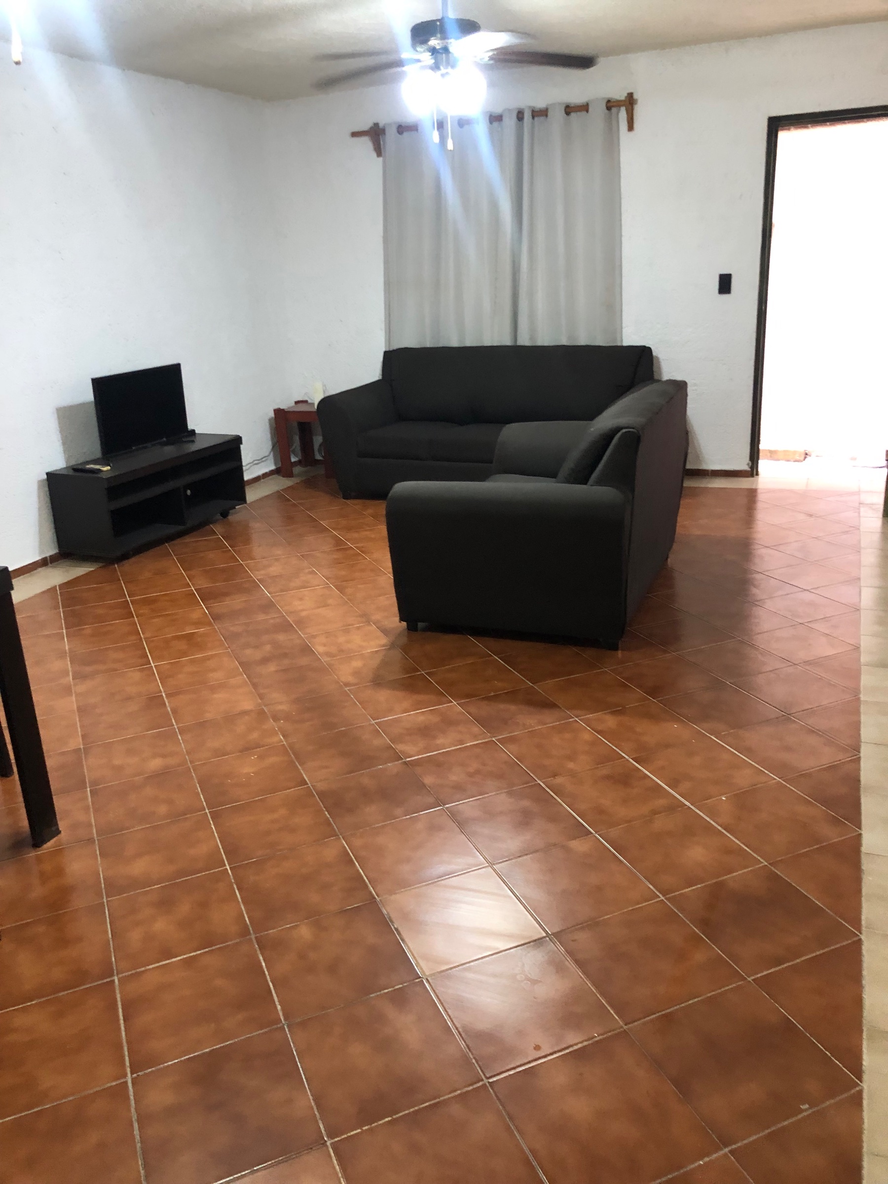 Departamento en renta, en Cancún , Quintana Roo, 3 recámaras, 1 baños — Departamento en Renta en A, Cancún  (foto 3)