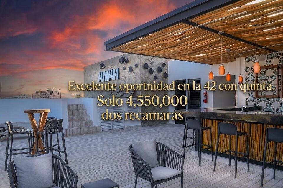 Oportunidad de inversión en la 5ª Avenida. Departamento de 2 recámaras y 2 baños, cocina equipada y estacionamiento. Precio reducido de $6,250,000 a $4,250,000 MXN. Llave en mano.